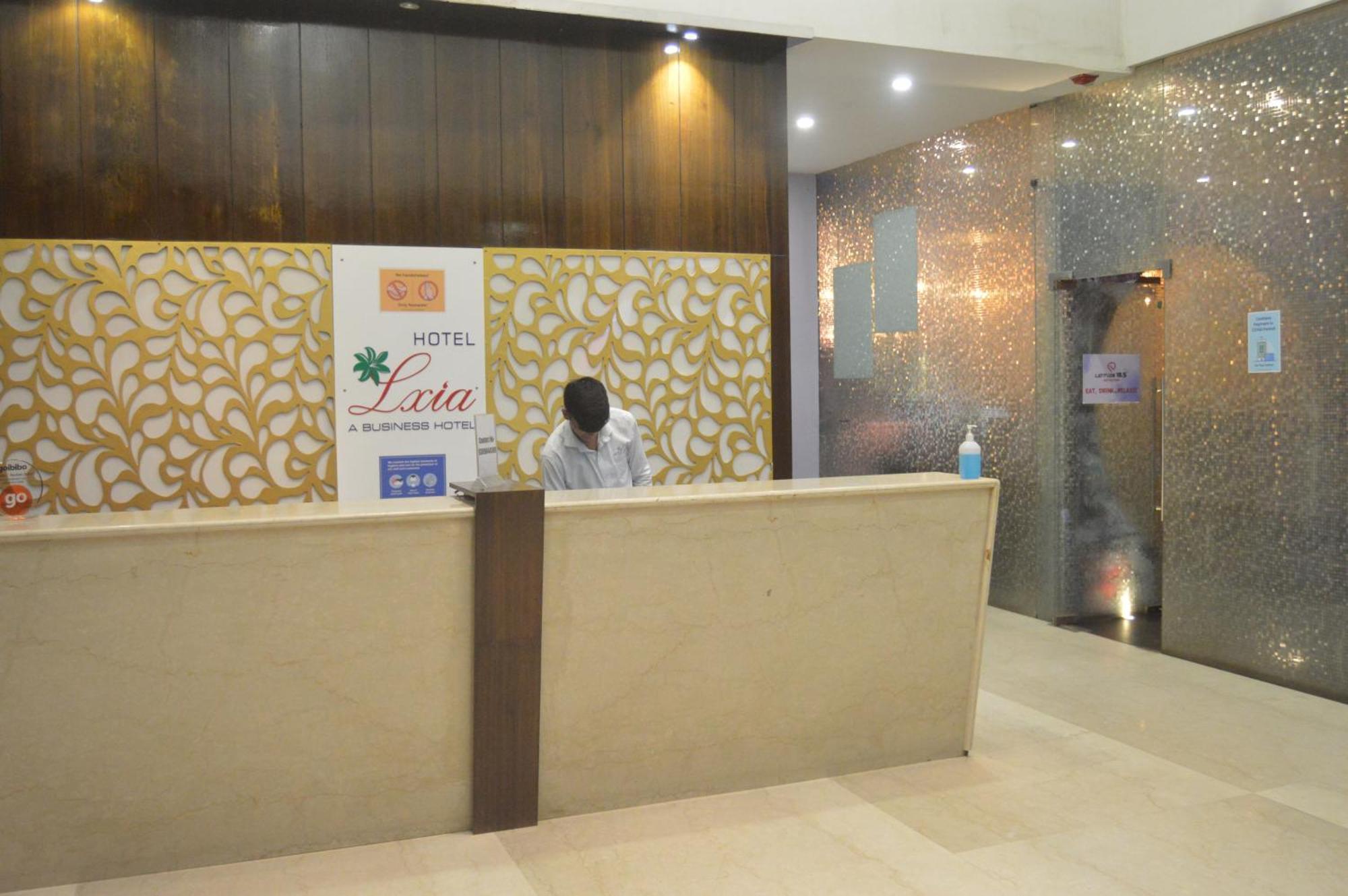Hotel Lxia Hinjewadi - Indian Nationals Only Pimpri-Chinchwad 外观 照片