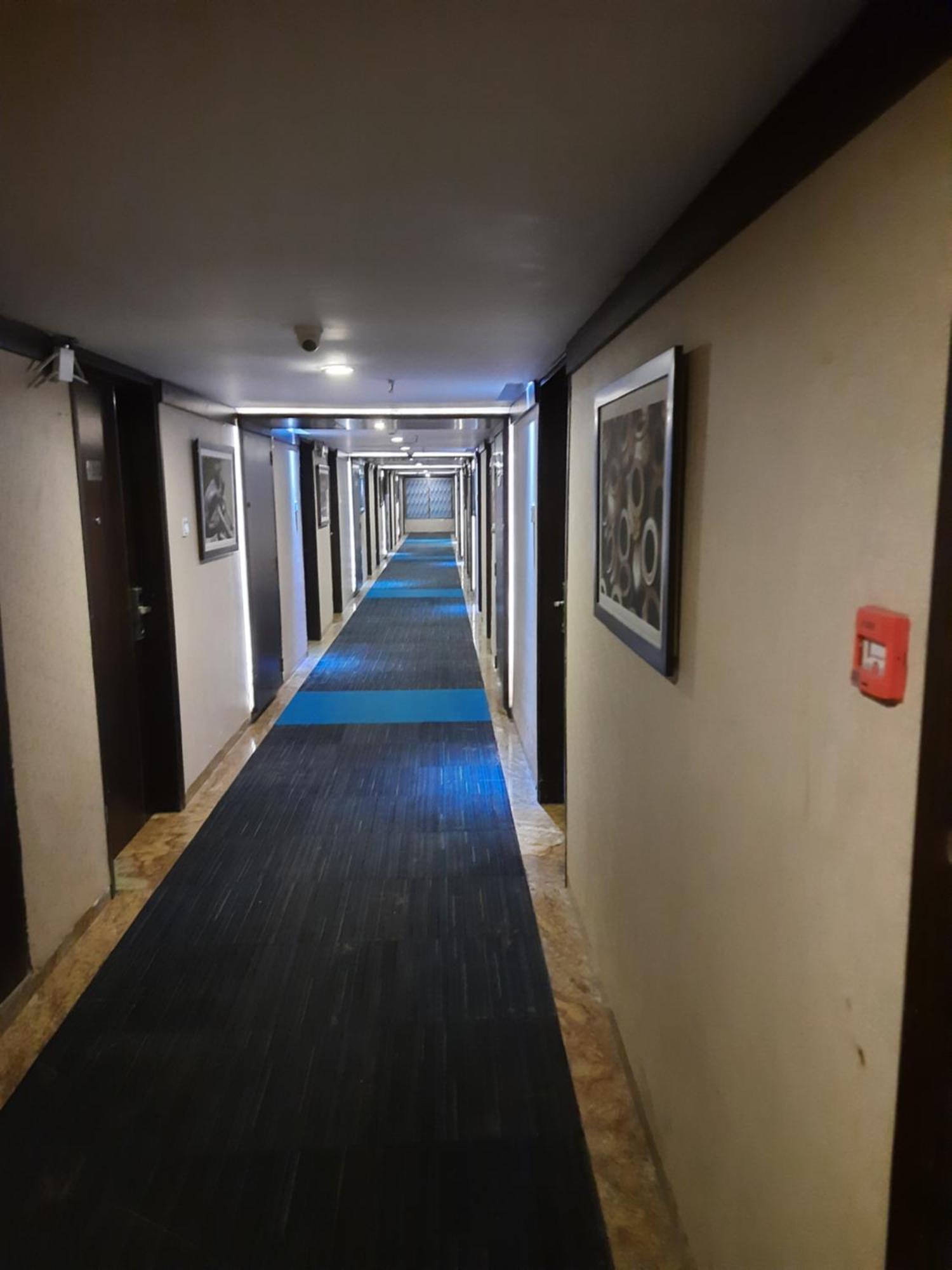 Hotel Lxia Hinjewadi - Indian Nationals Only Pimpri-Chinchwad 外观 照片