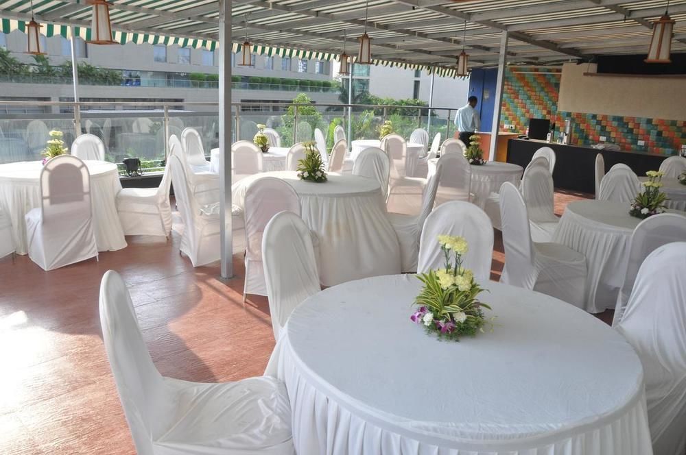 Hotel Lxia Hinjewadi - Indian Nationals Only Pimpri-Chinchwad 外观 照片