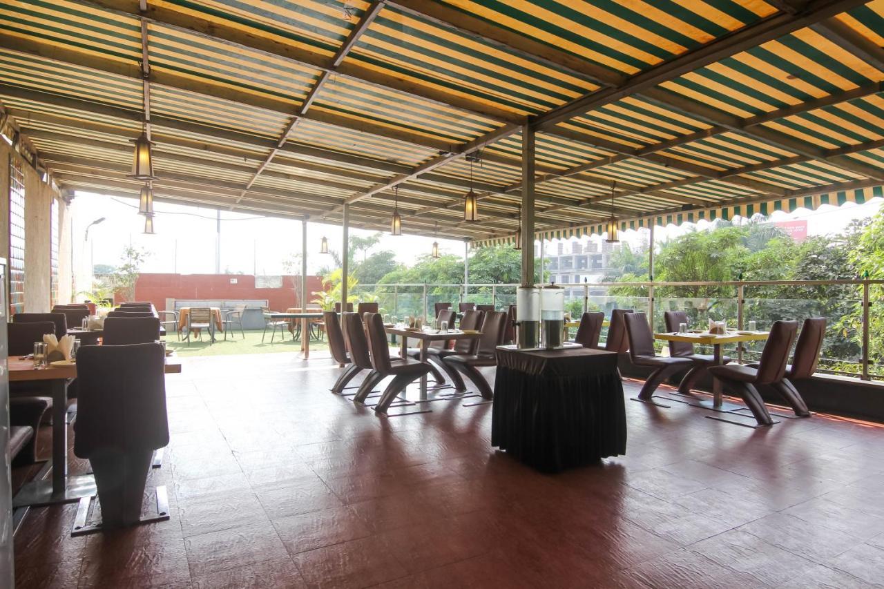 Hotel Lxia Hinjewadi - Indian Nationals Only Pimpri-Chinchwad 外观 照片